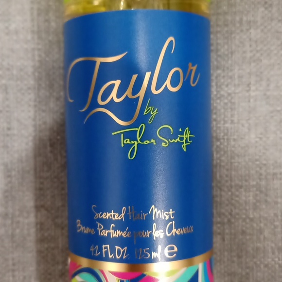 New Taylor by Taylor Swift Scented Hair Mist Spray 125 ml - Picture 4 of 6